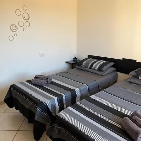 Dekag House Frühstückspension Olbia