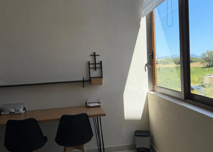 فندق مبيت وإفطار Dekag House 4*