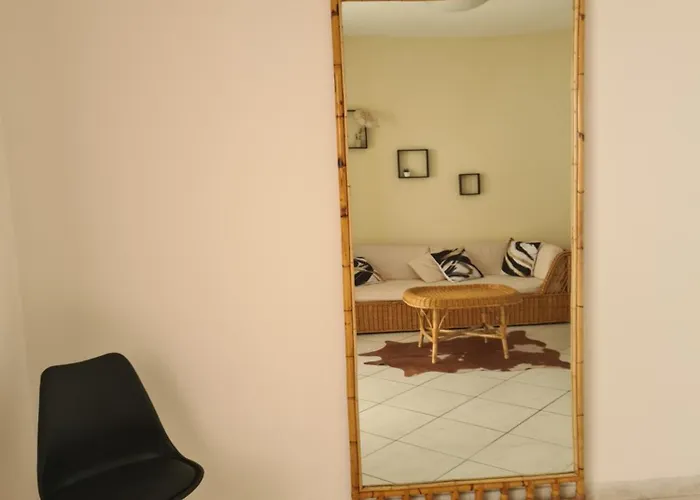 Dekag House فندق مبيت وإفطار 4*